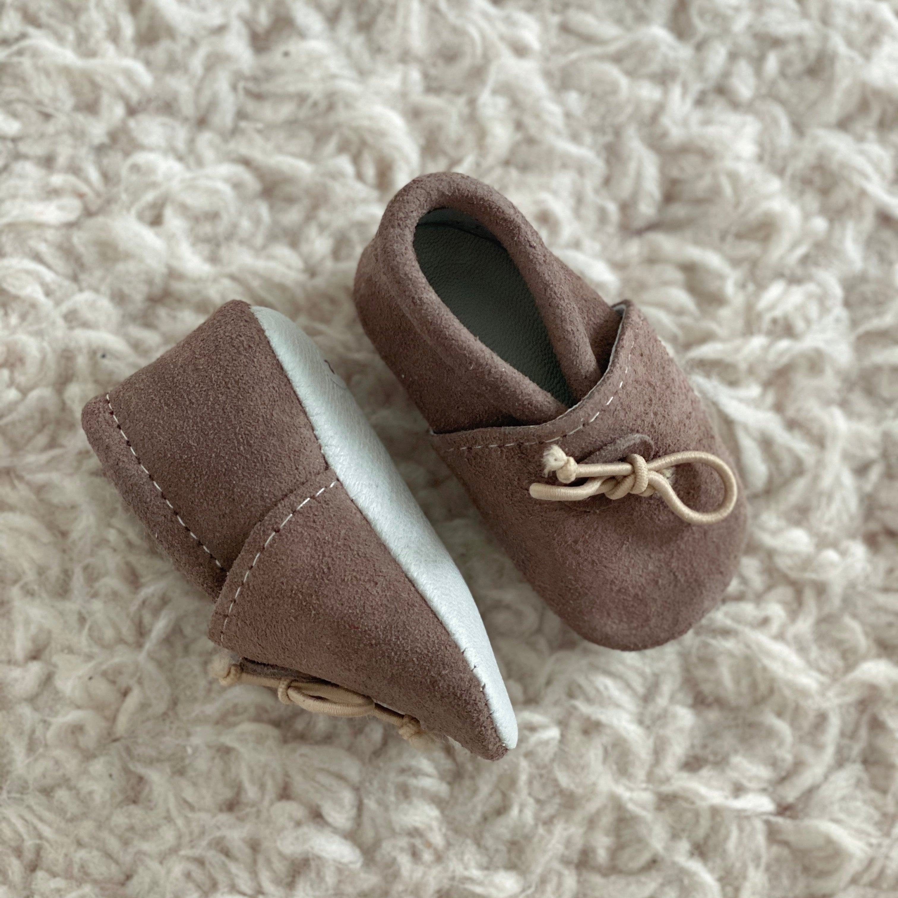 Baby slippers brown