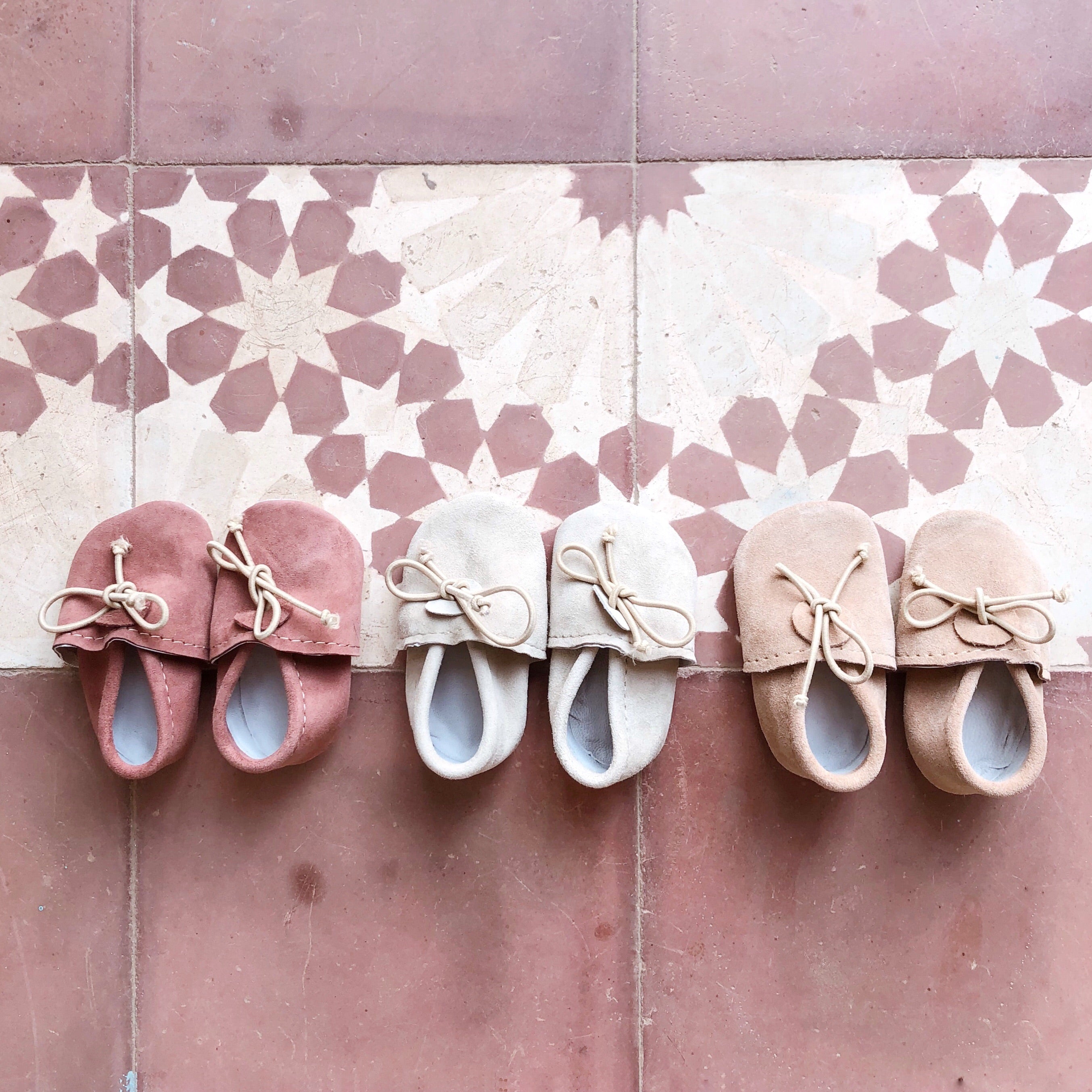 Baby slippers dark pink