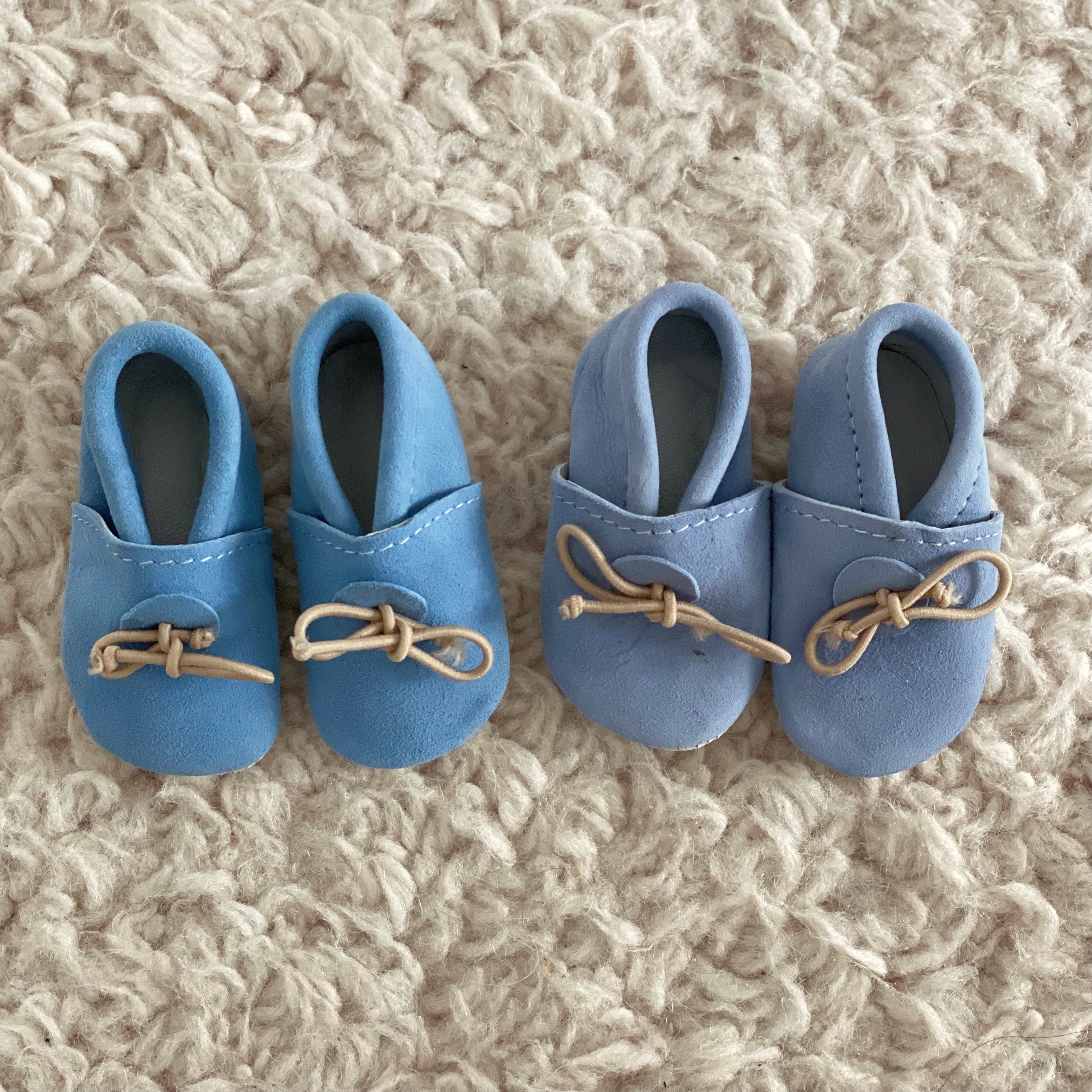 Baby slippers light blue